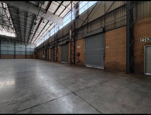 4,626M² WAREHOUSE TO LET IN GOSFORTH PARK